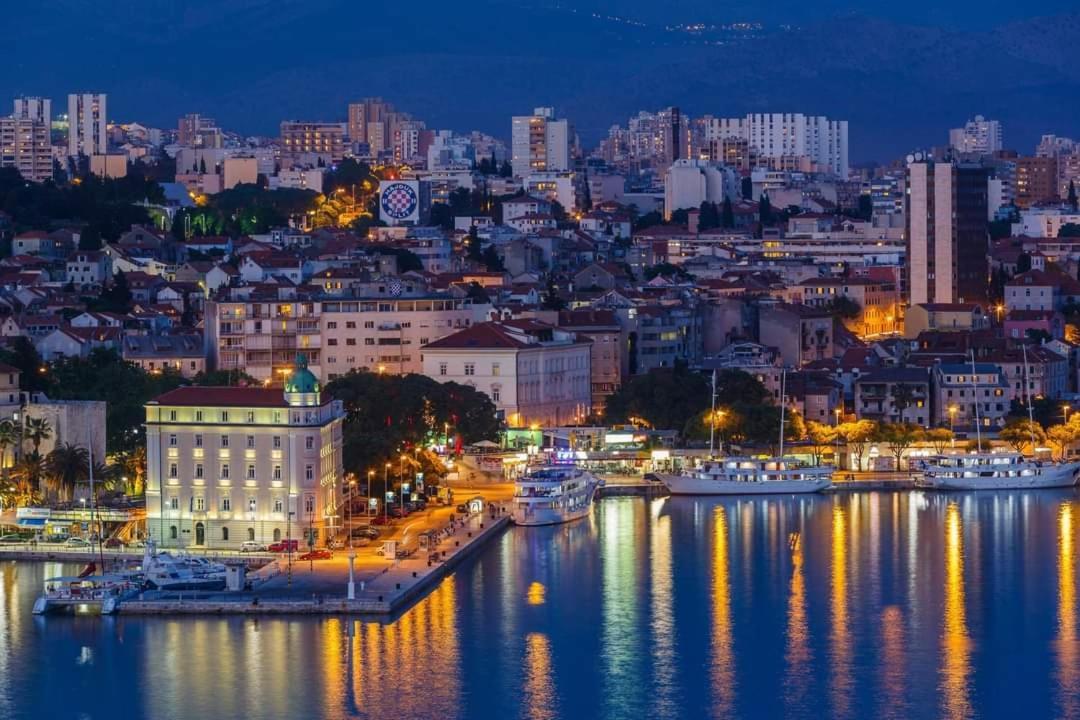 Lux Lariva, Center Of Appartamento