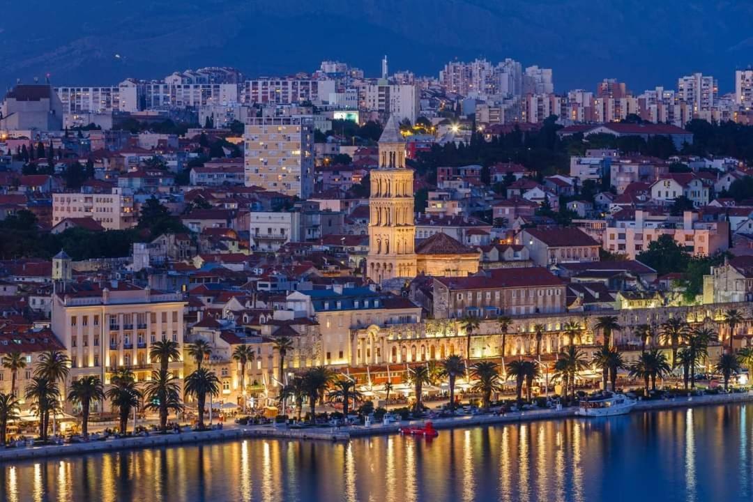 Lux Lariva, Center Of Appartamento Spalato
